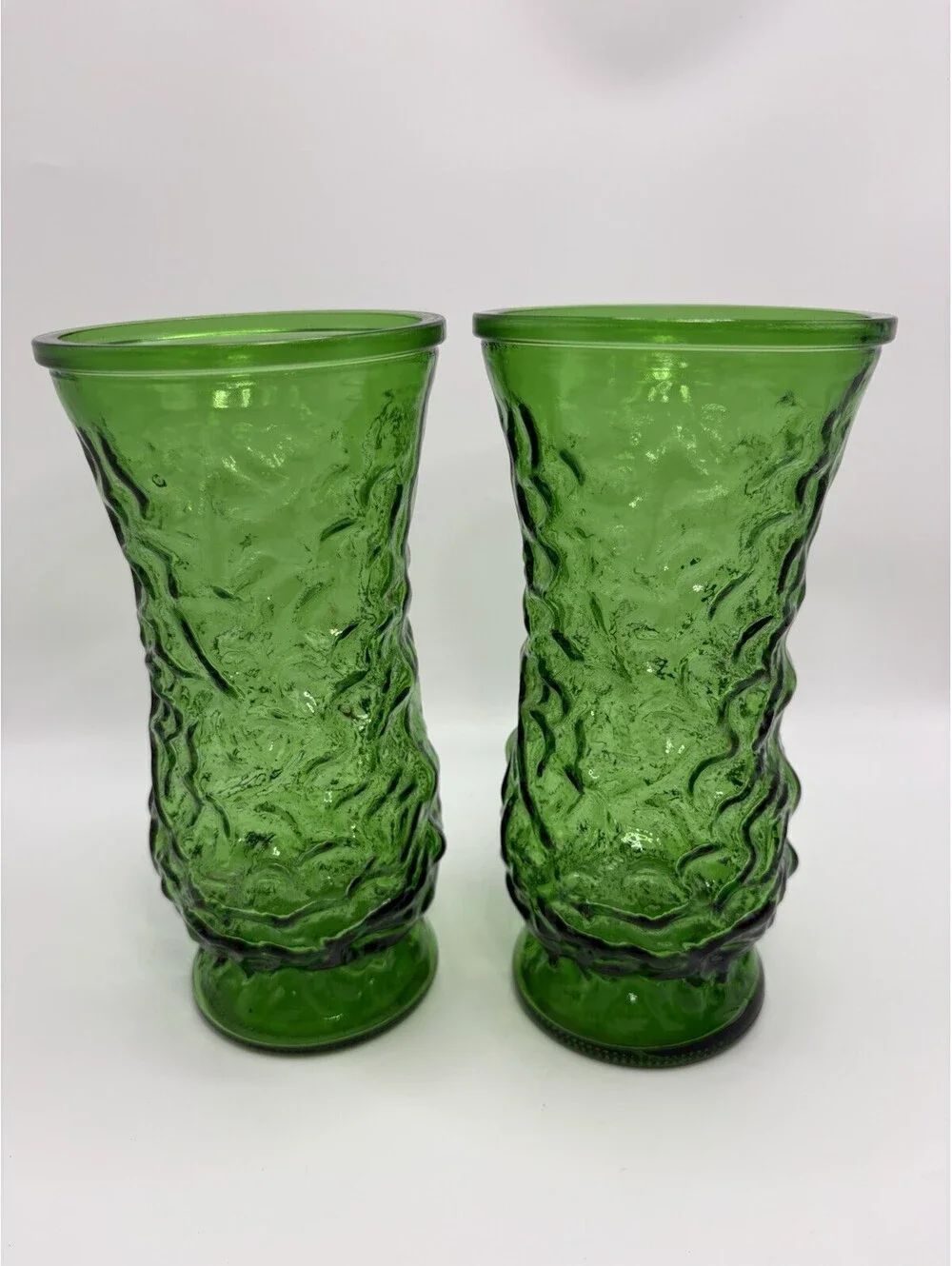 Pair Of 2 Vintage Hoosier Glass Vase - Emerald Green Crinkle Pattern 8.5”